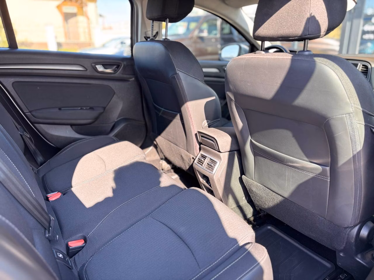 Renault Megane фото 14