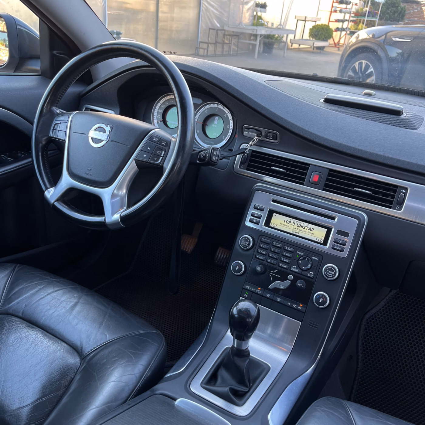 Volvo V70 фото 20