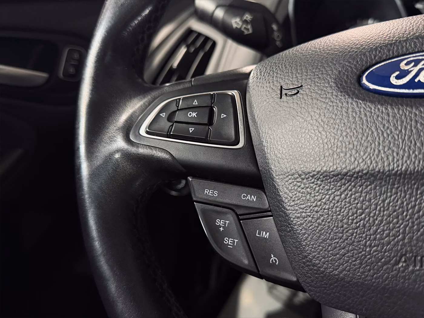 Ford Focus фото 19