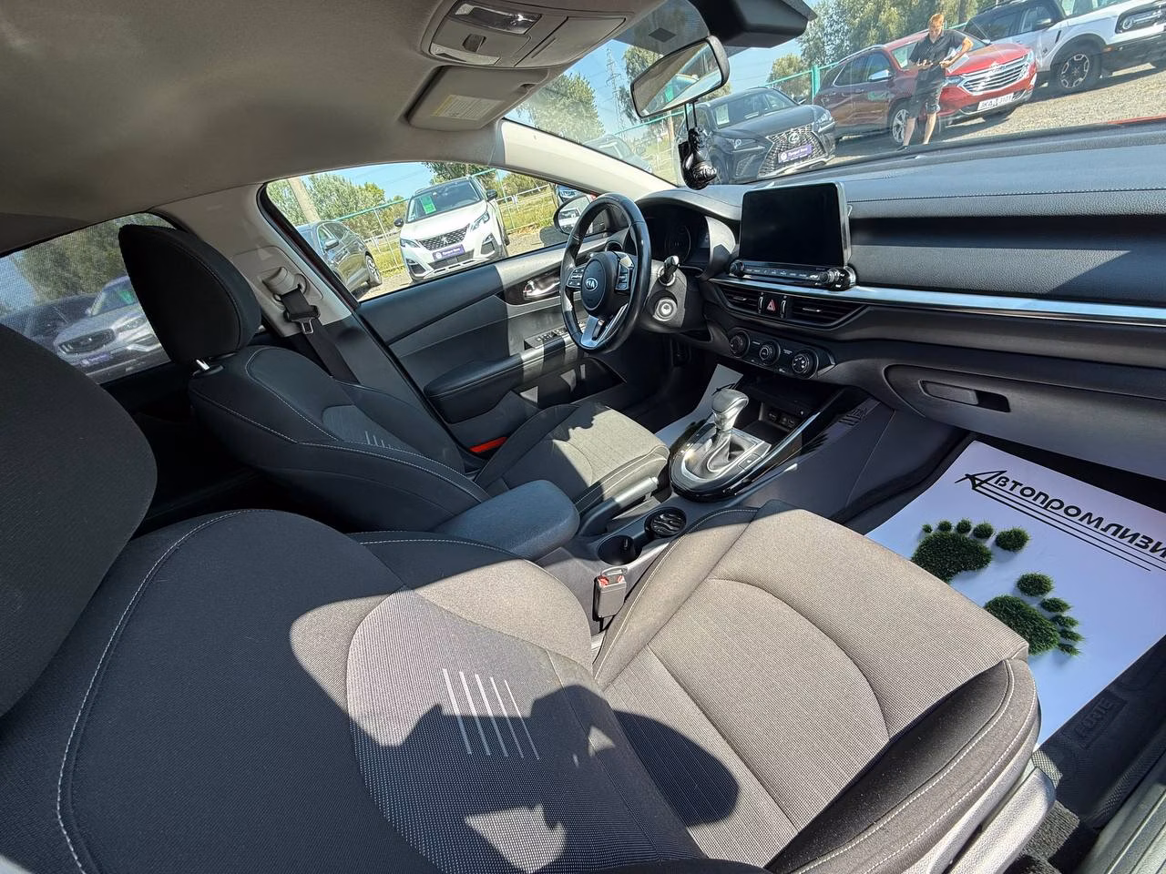 Kia Forte фото 13