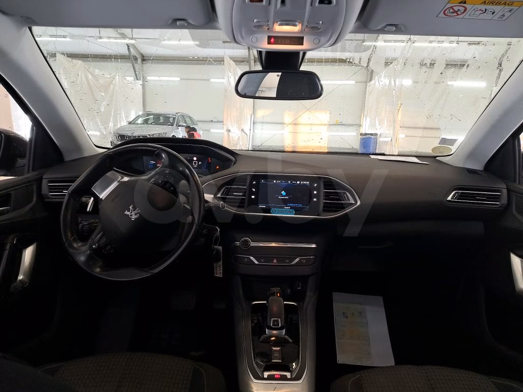 Peugeot 308 фото 4