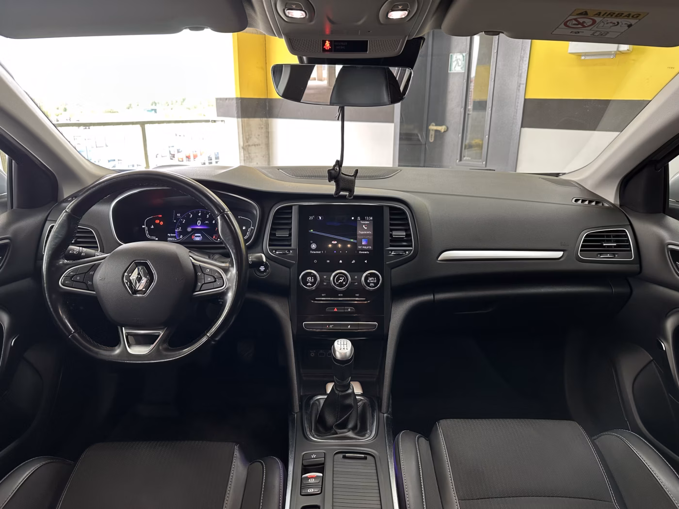 Renault Megane фото 9