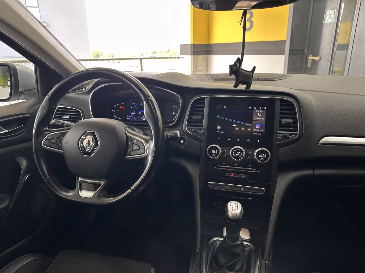 Renault Megane фото 10