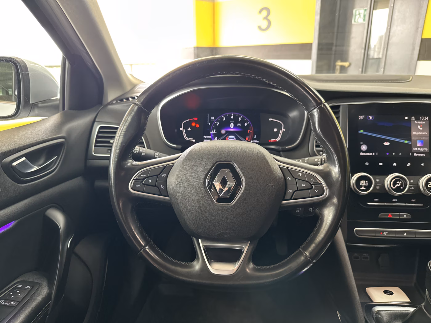 Renault Megane фото 11
