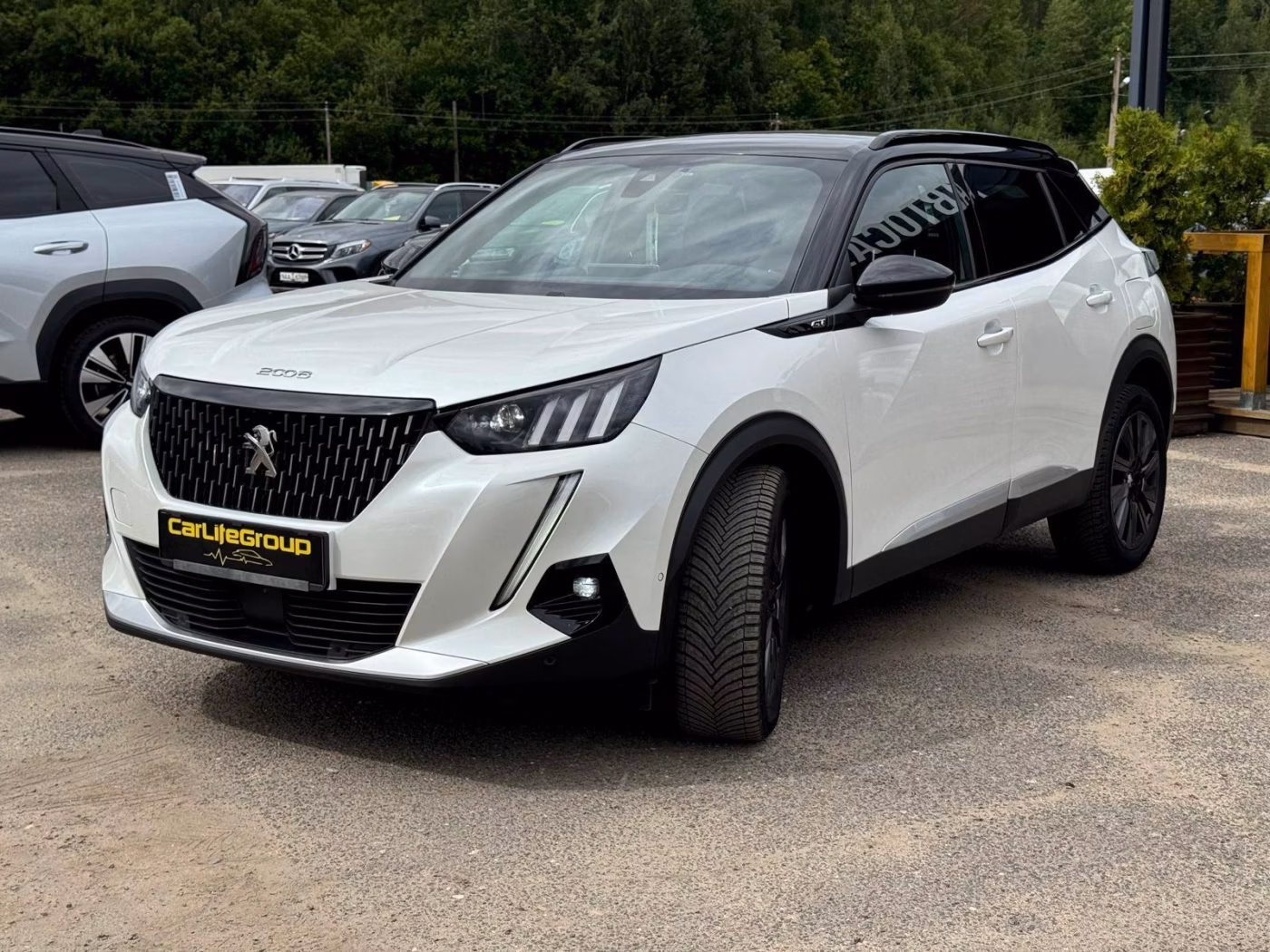 Peugeot 2008 фото 3