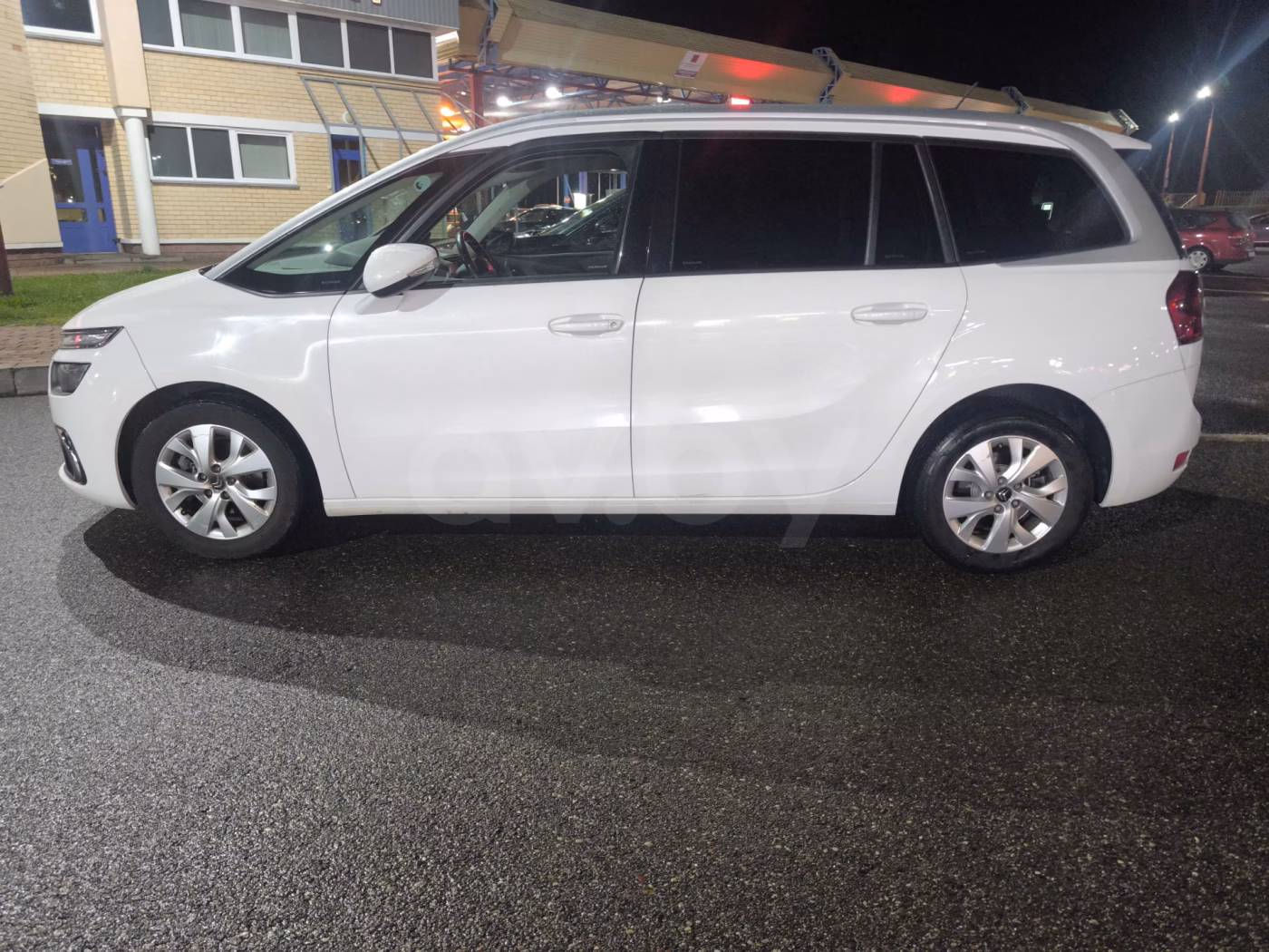 Citroen C4 Grand Spacetourer фото 7