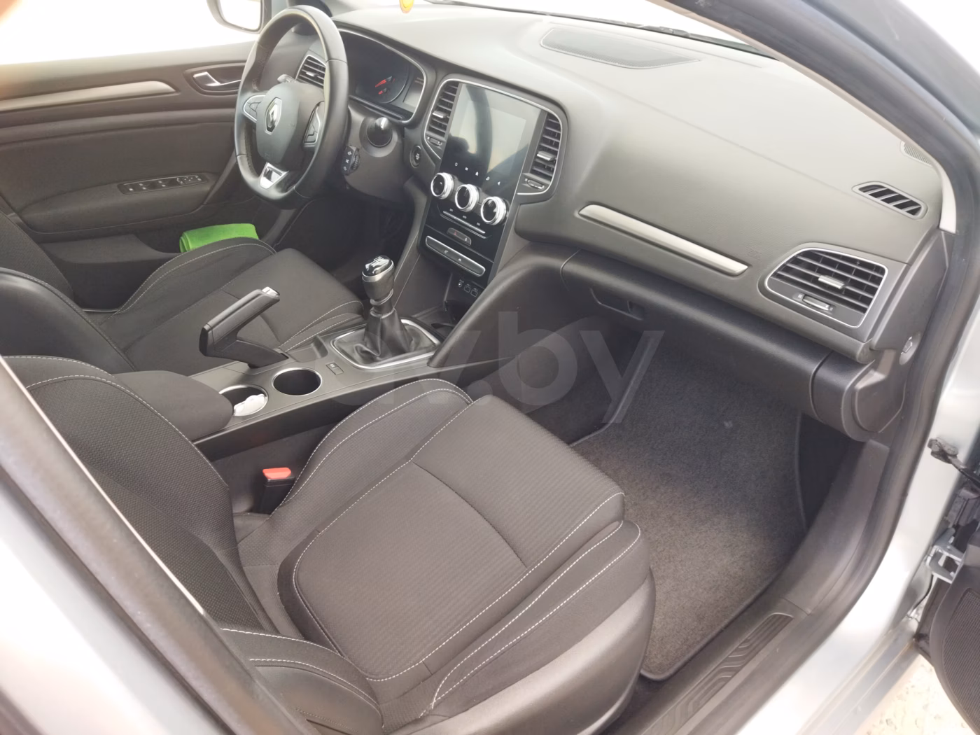 Renault Megane фото 7