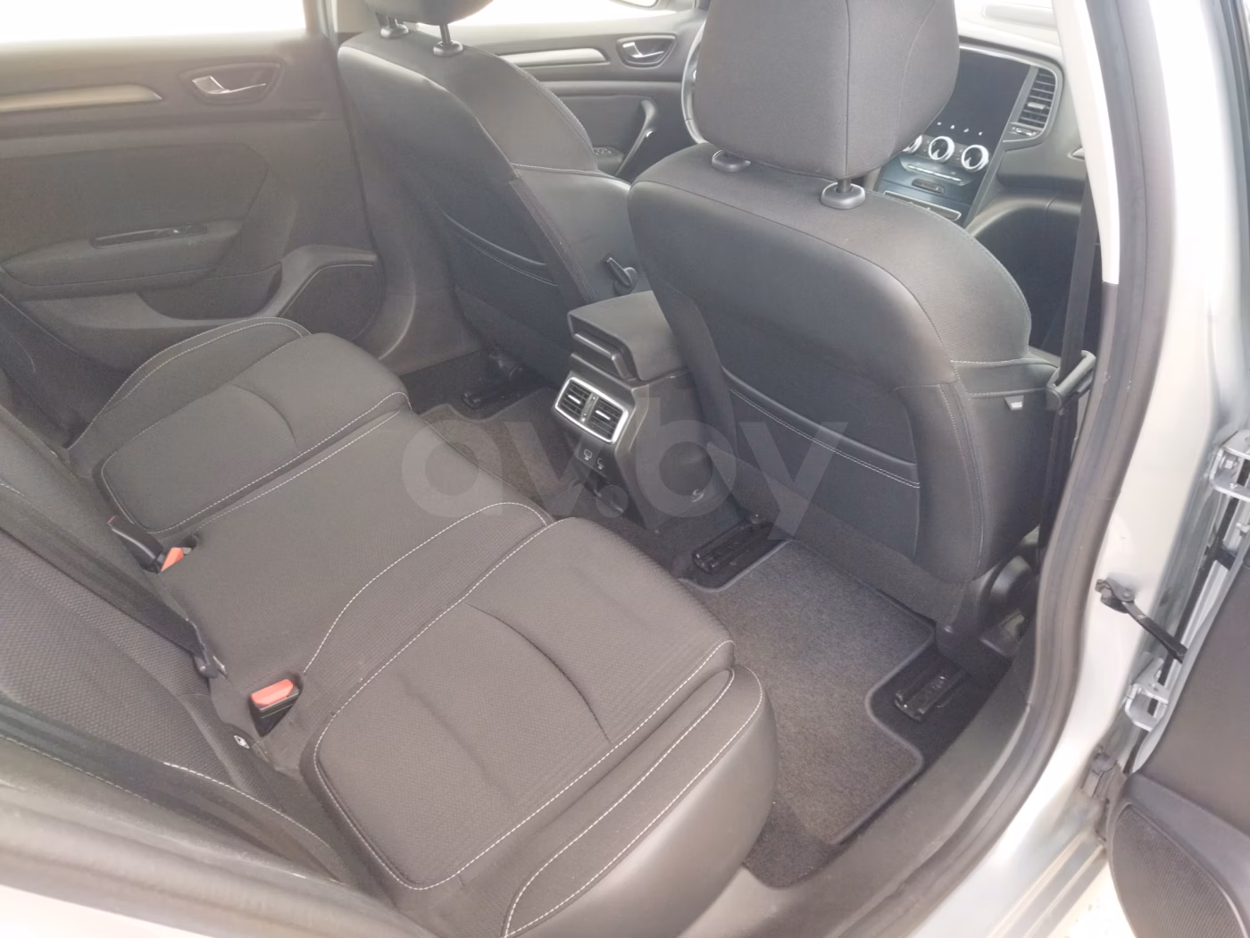 Renault Megane фото 8