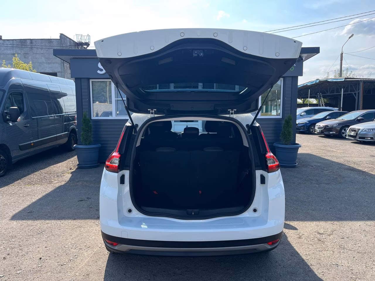 Renault Grand Scenic фото 10