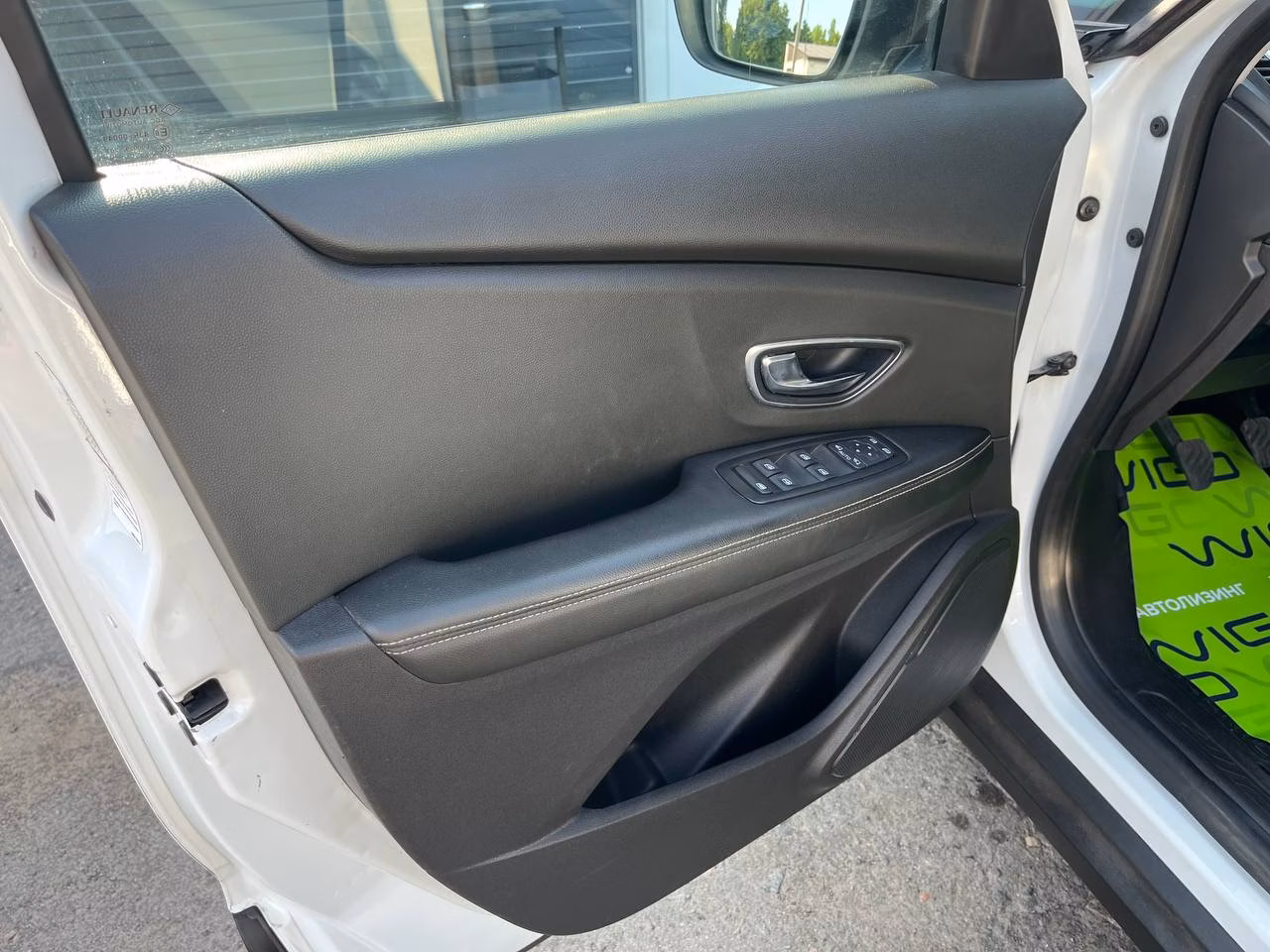 Renault Grand Scenic фото 16