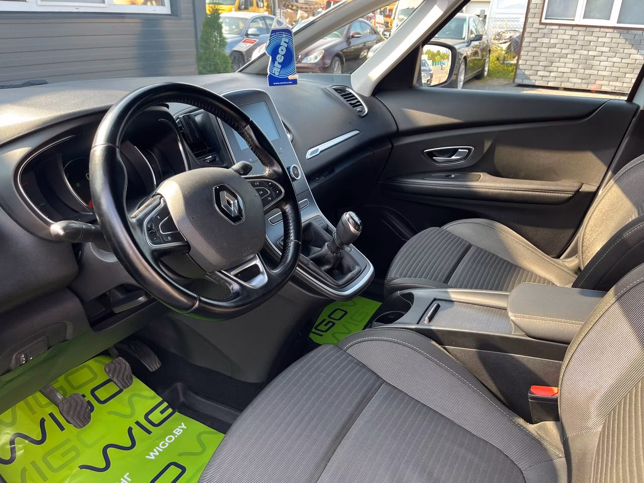 Renault Grand Scenic фото 17