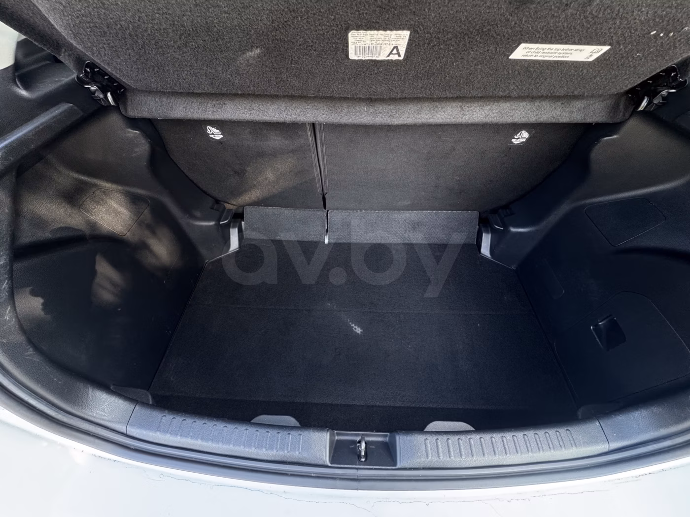 Toyota Yaris фото 17