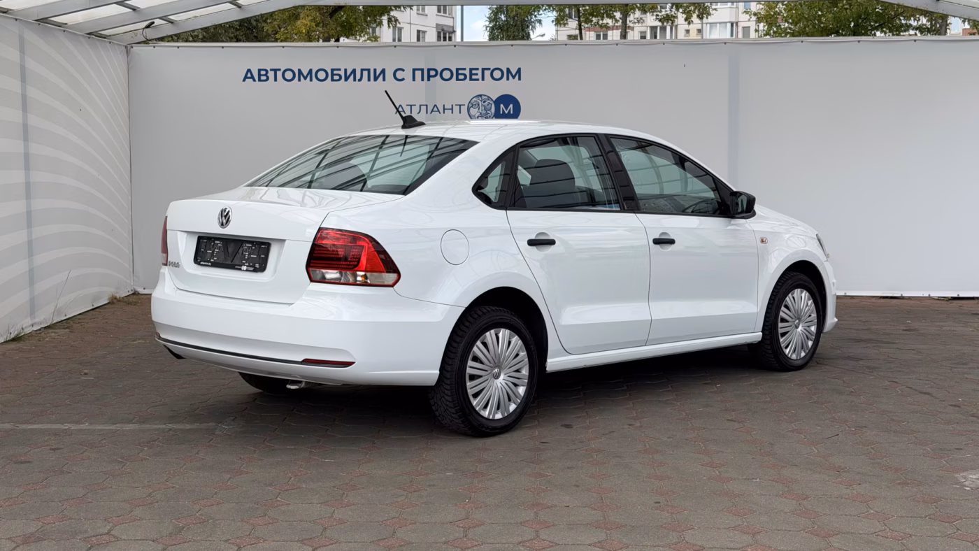 Volkswagen Polo Sedan фото 6