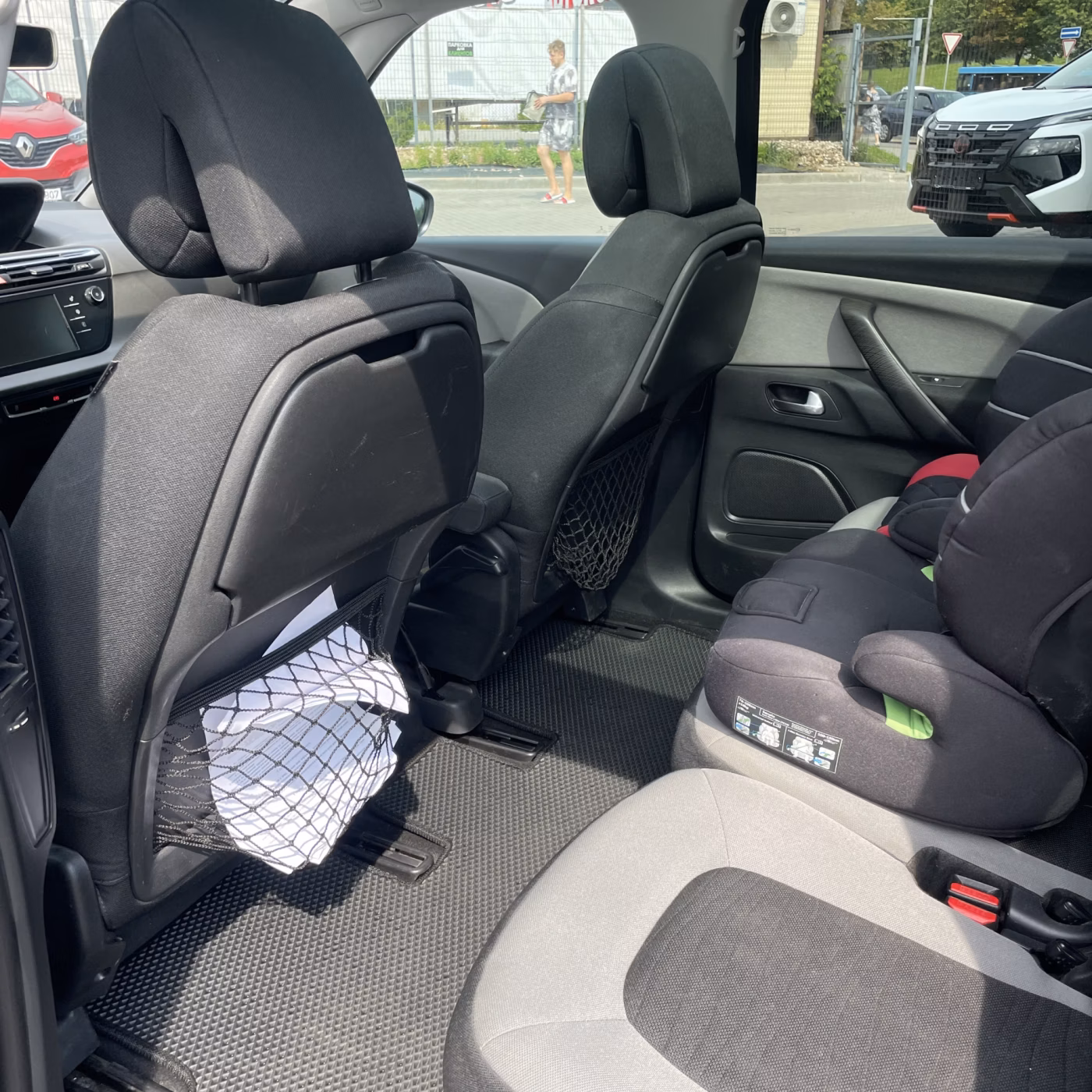 Citroen C4 Picasso фото 12