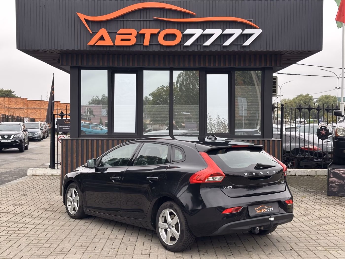 Volvo V40 фото 4