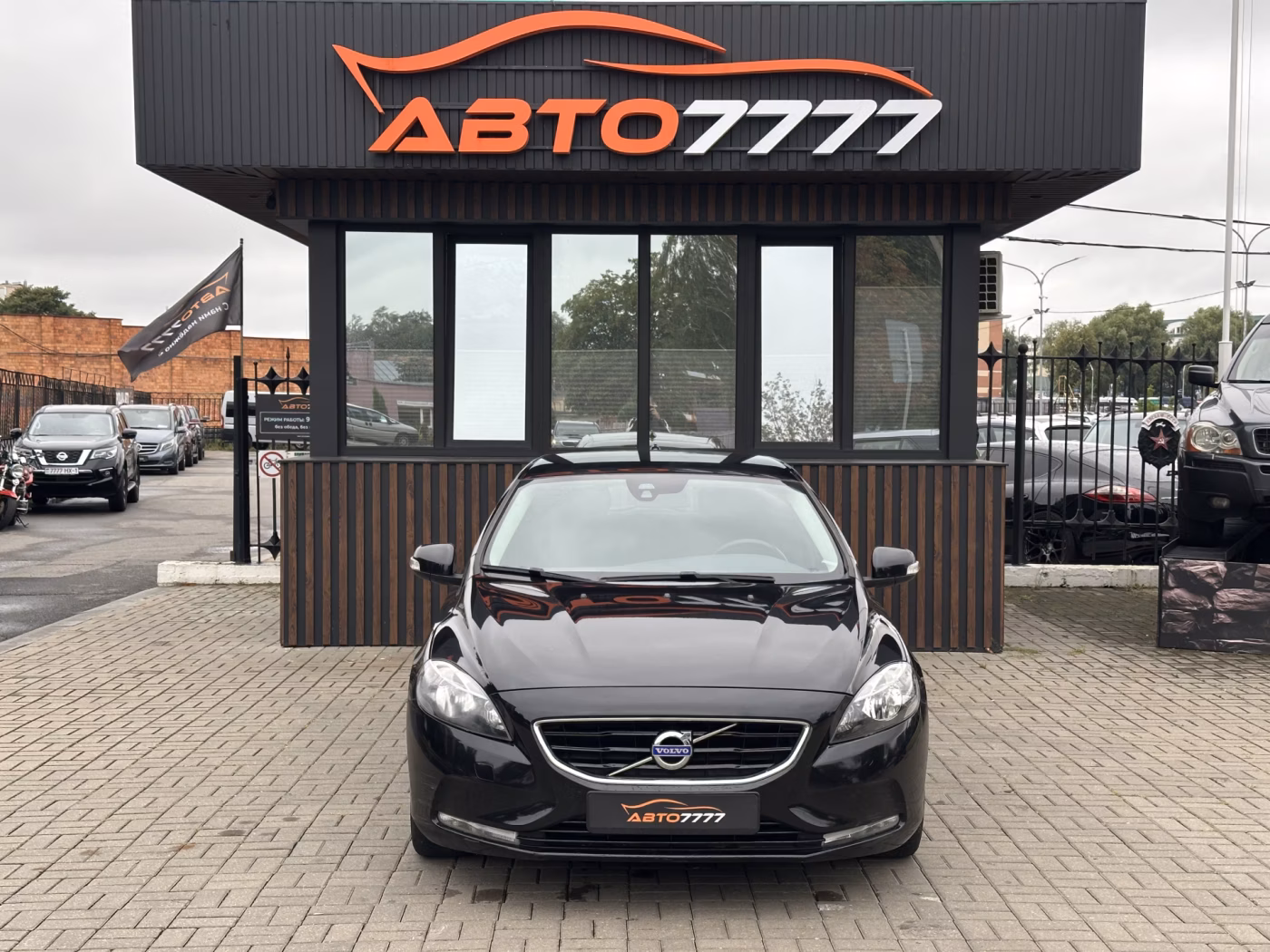 Volvo V40 фото 6