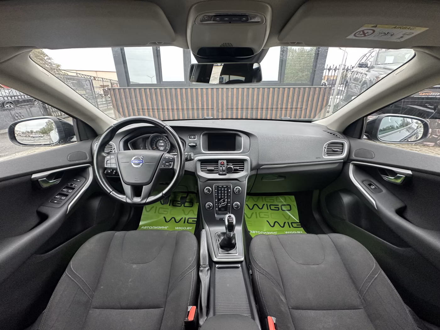 Volvo V40 фото 8