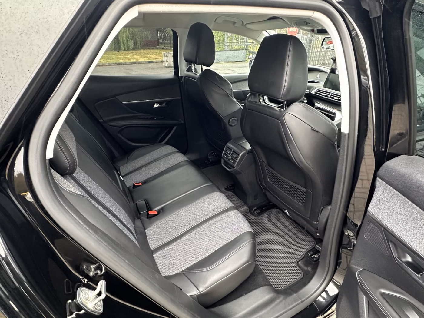Peugeot 3008 фото 14