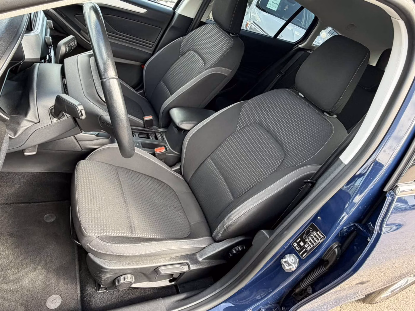 Ford Focus фото 11