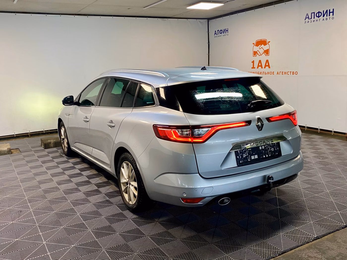 Renault Megane фото 4