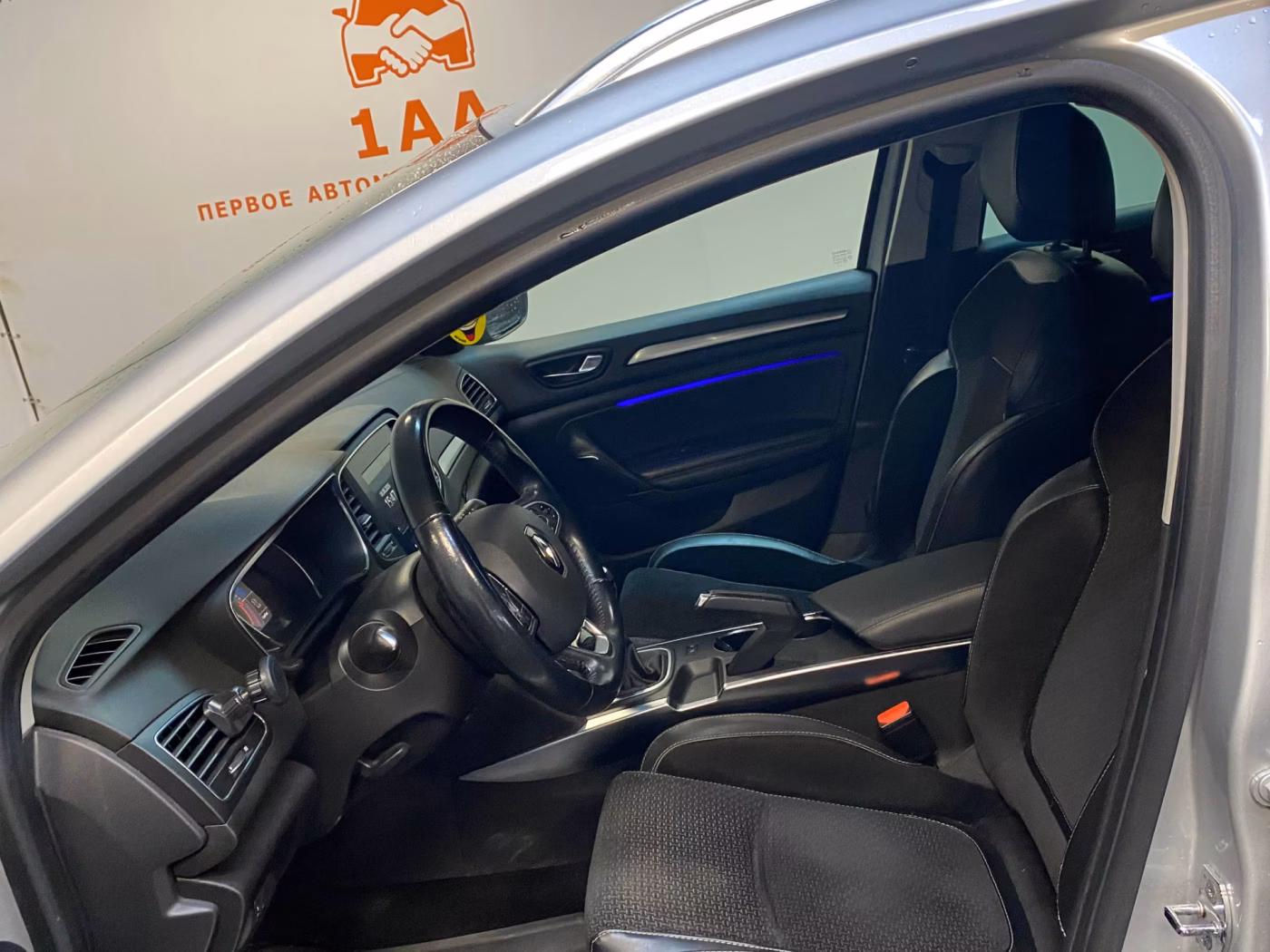 Renault Megane фото 5