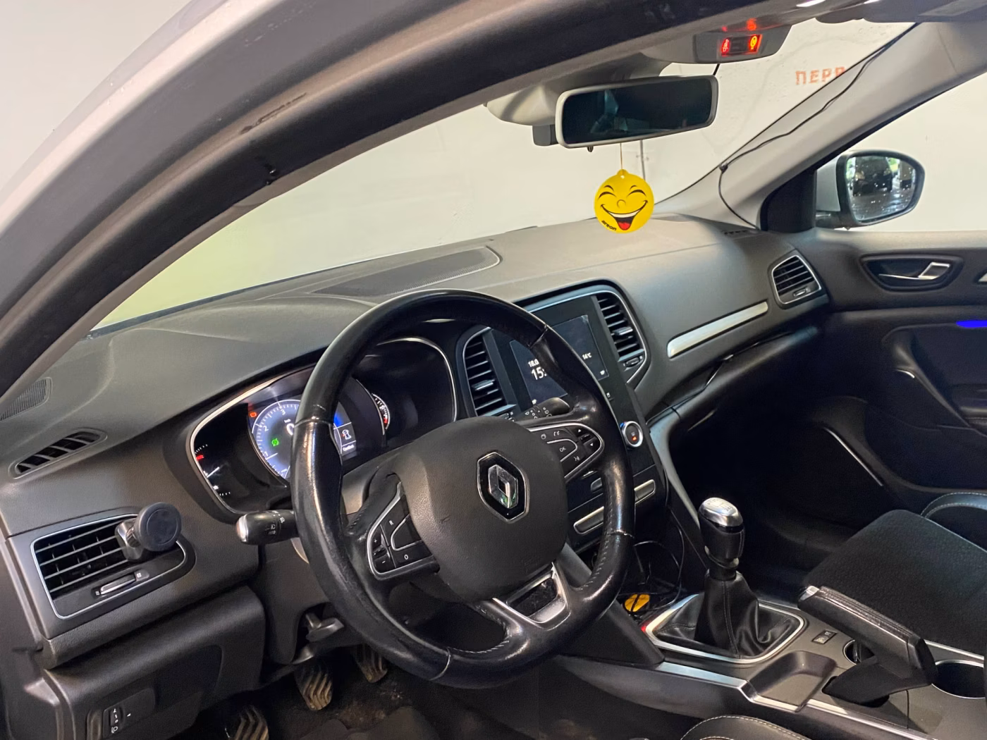 Renault Megane фото 7