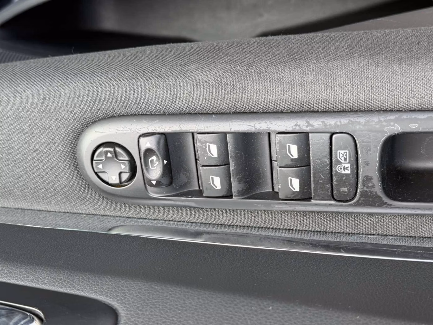 Peugeot 3008 фото 16