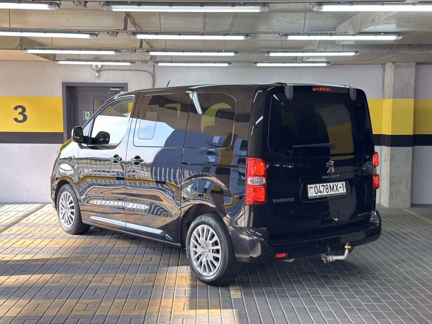 Peugeot Traveller фото 5