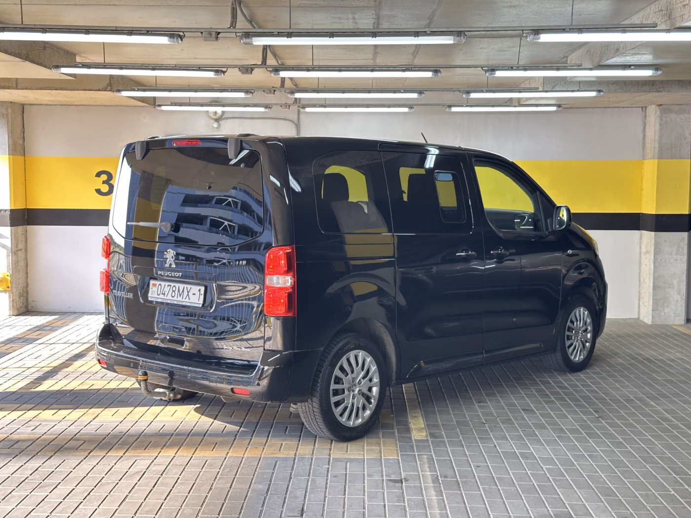 Peugeot Traveller фото 7