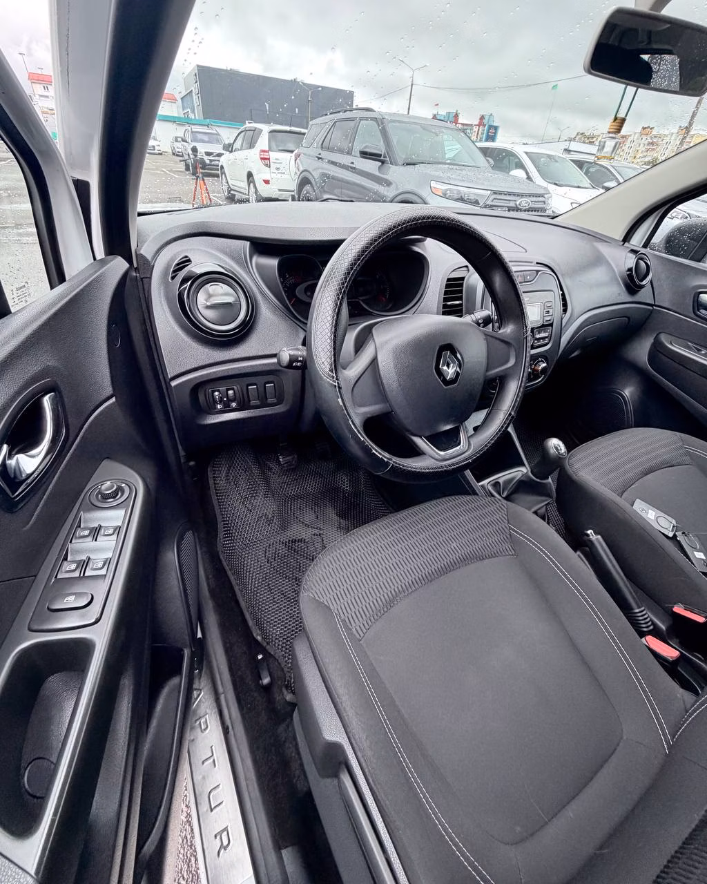 Renault Kaptur фото 9