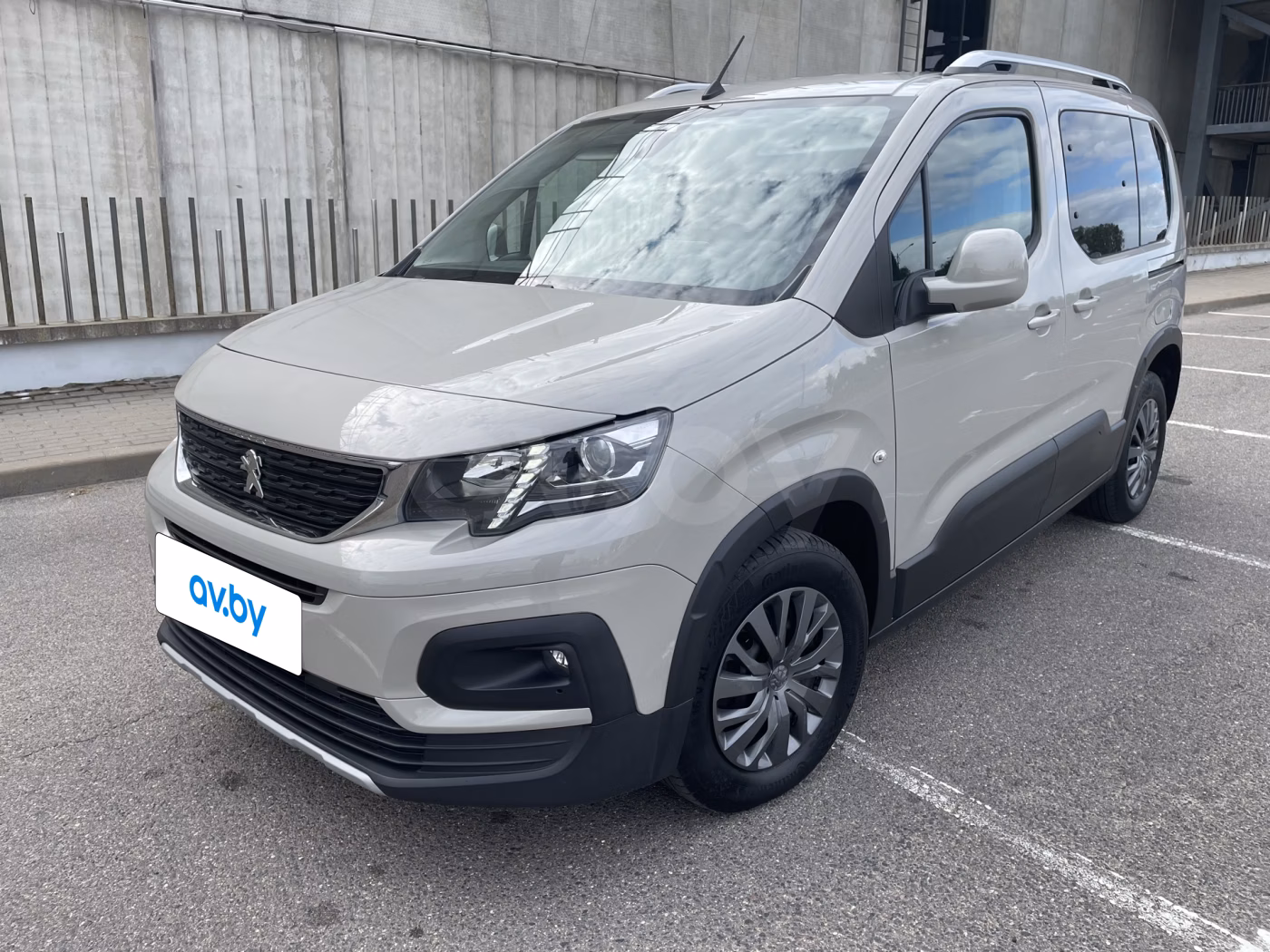 Peugeot Rifter фото 2