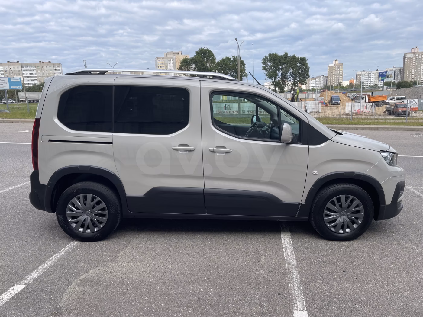 Peugeot Rifter фото 7