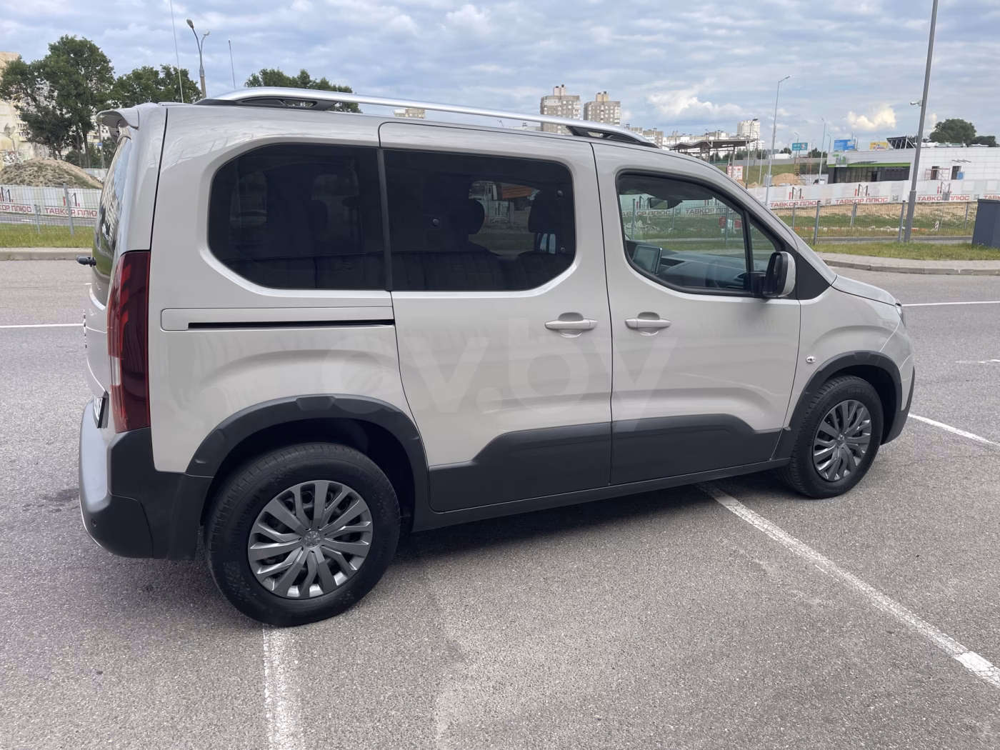 Peugeot Rifter фото 8
