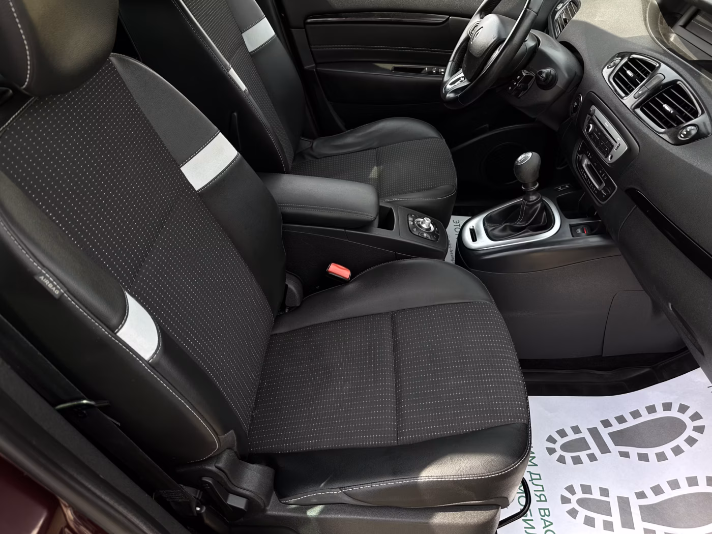 Renault Grand Scenic фото 13