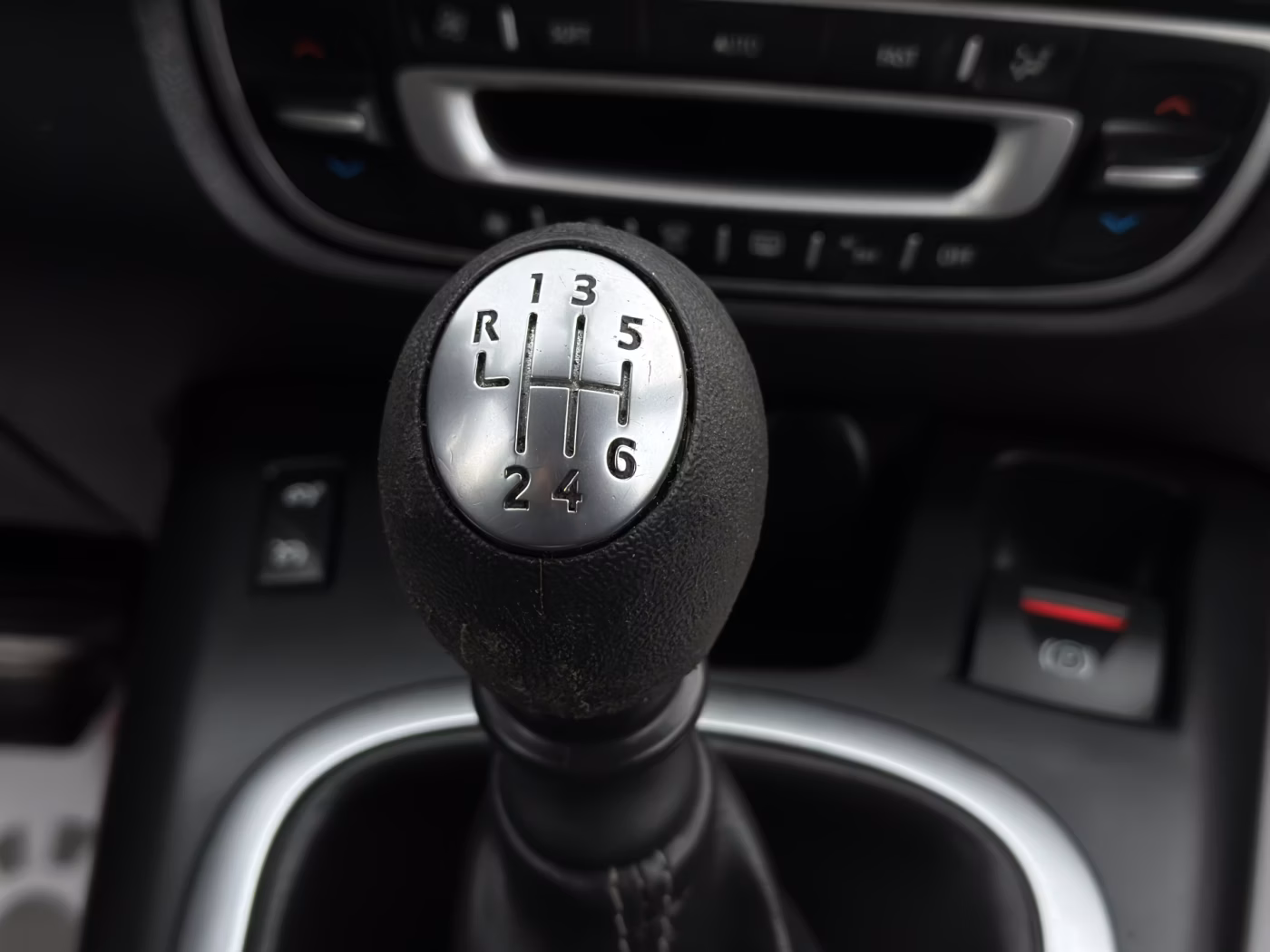 Renault Grand Scenic фото 16