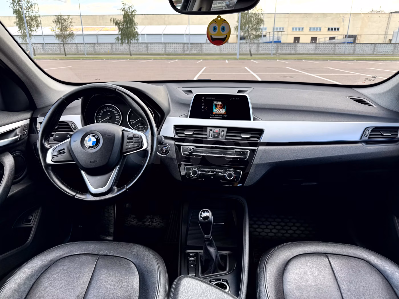 BMW X1 фото 15