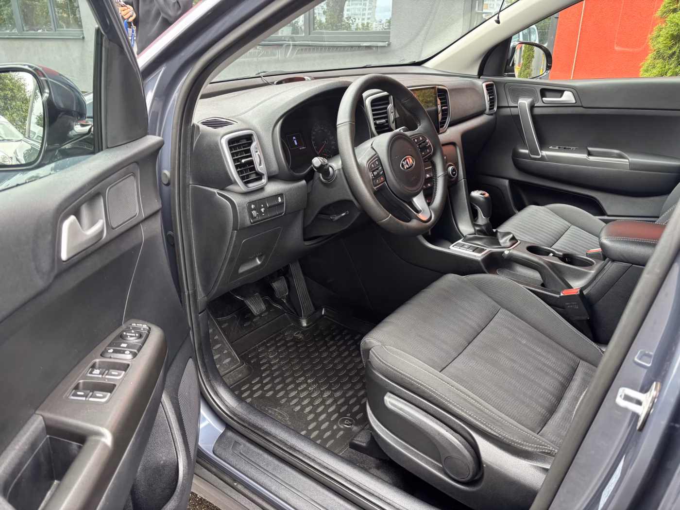 Kia Sportage фото 13