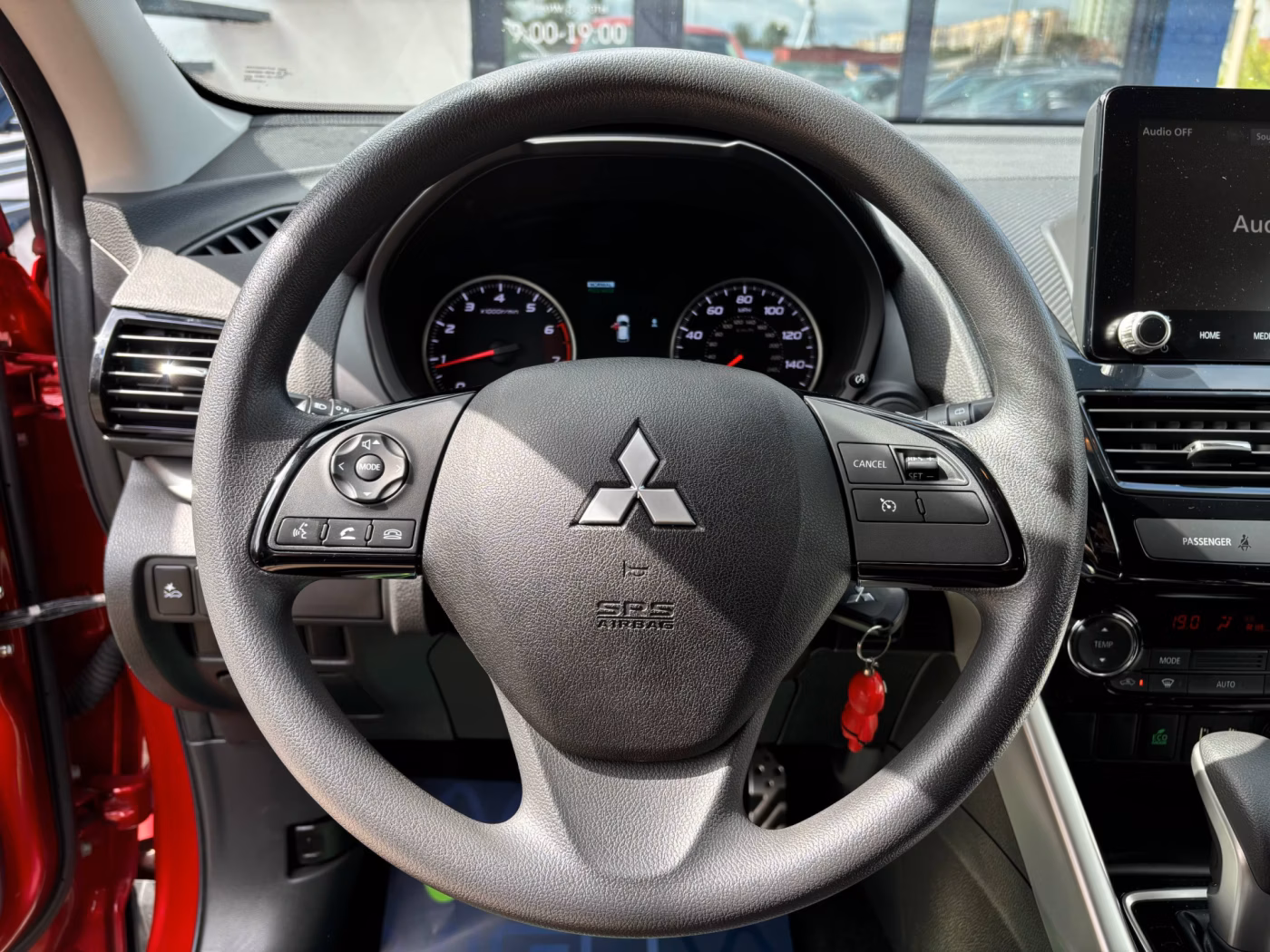 Mitsubishi Eclipse Cross фото 10
