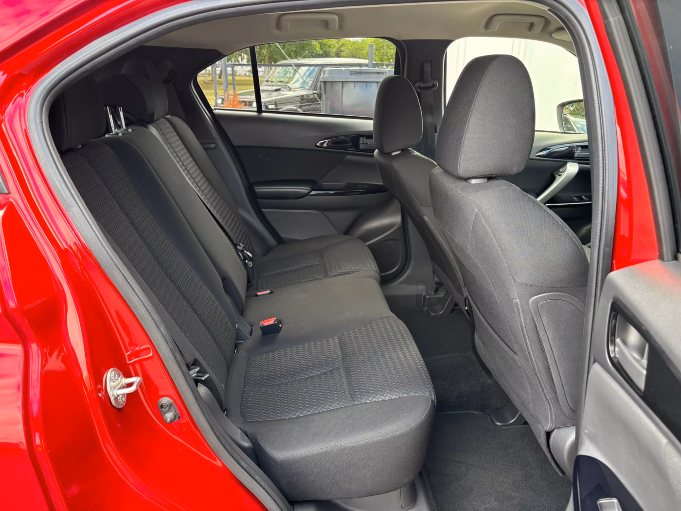 Mitsubishi Eclipse Cross фото 18