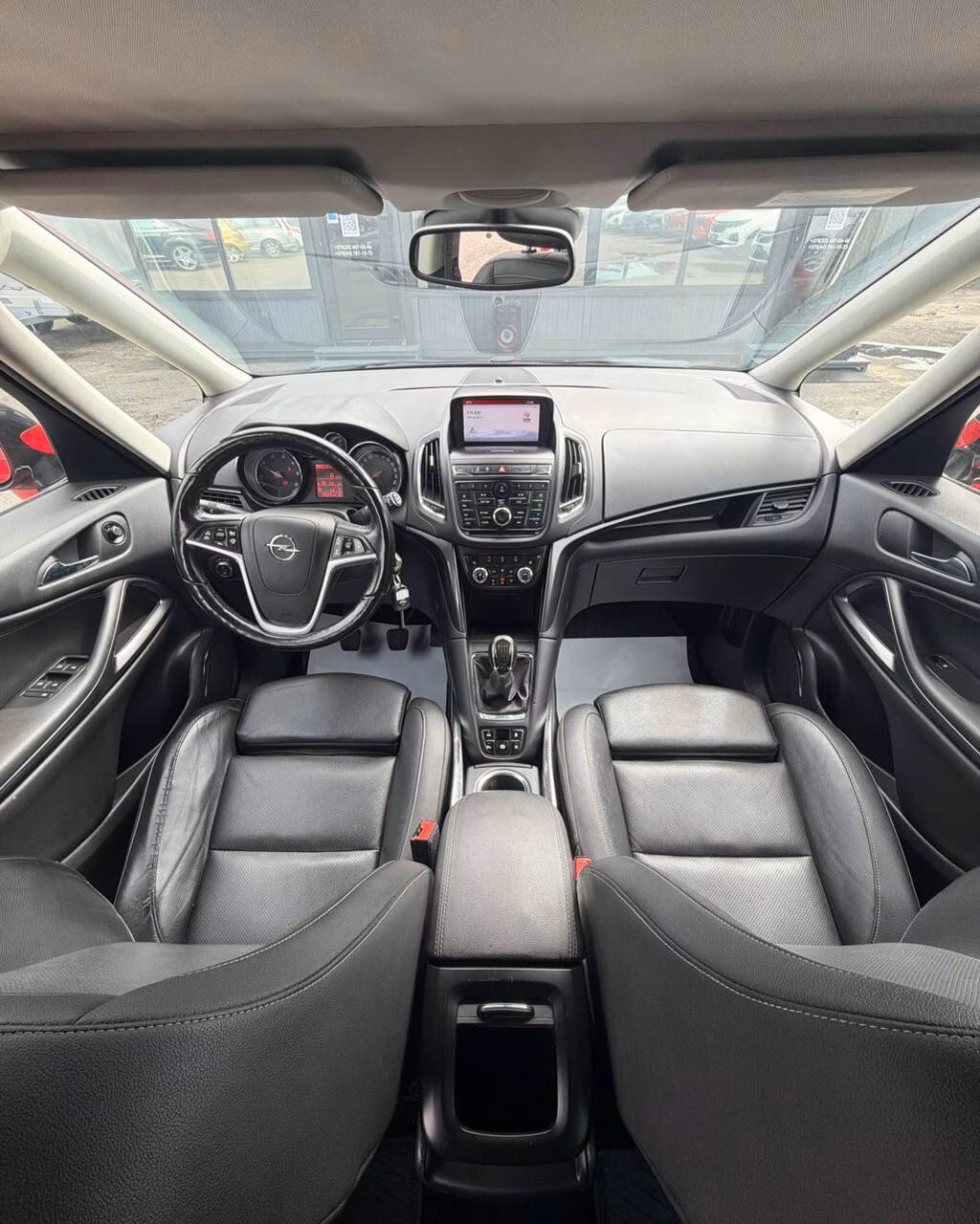 Opel Zafira фото 7