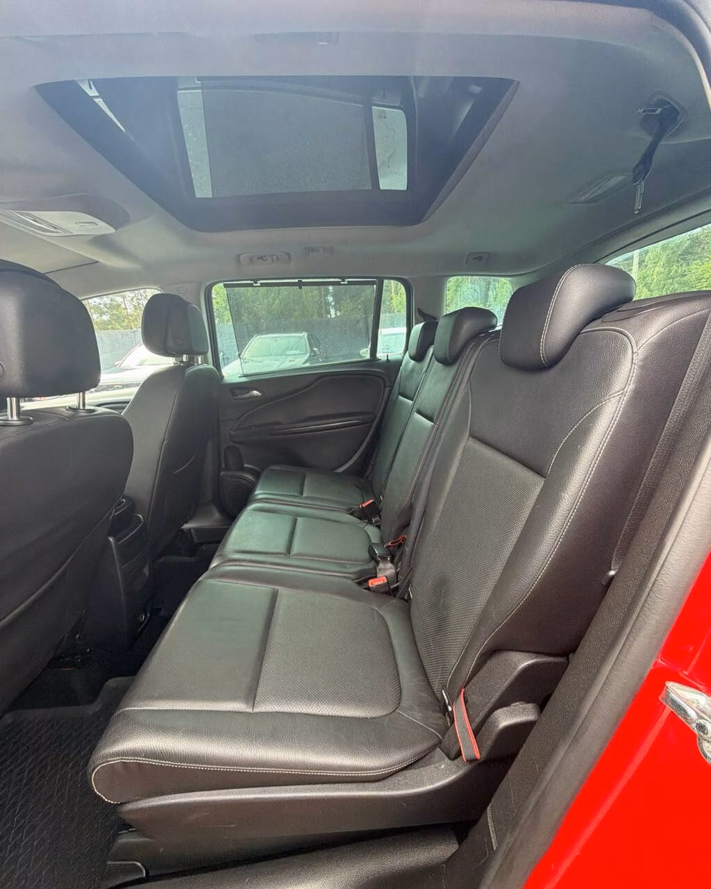 Opel Zafira фото 9