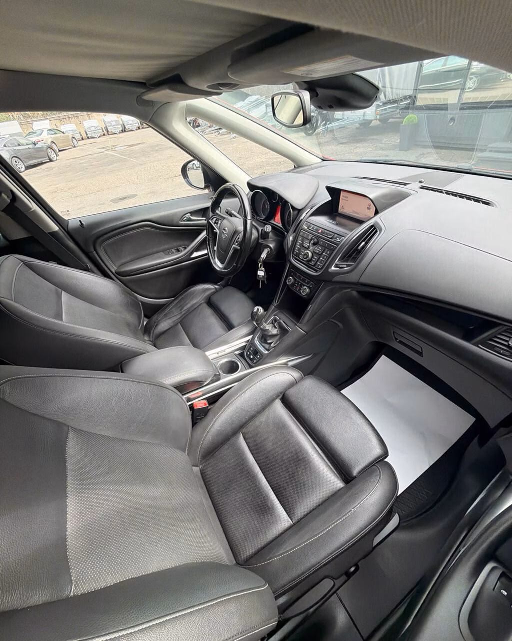 Opel Zafira фото 12