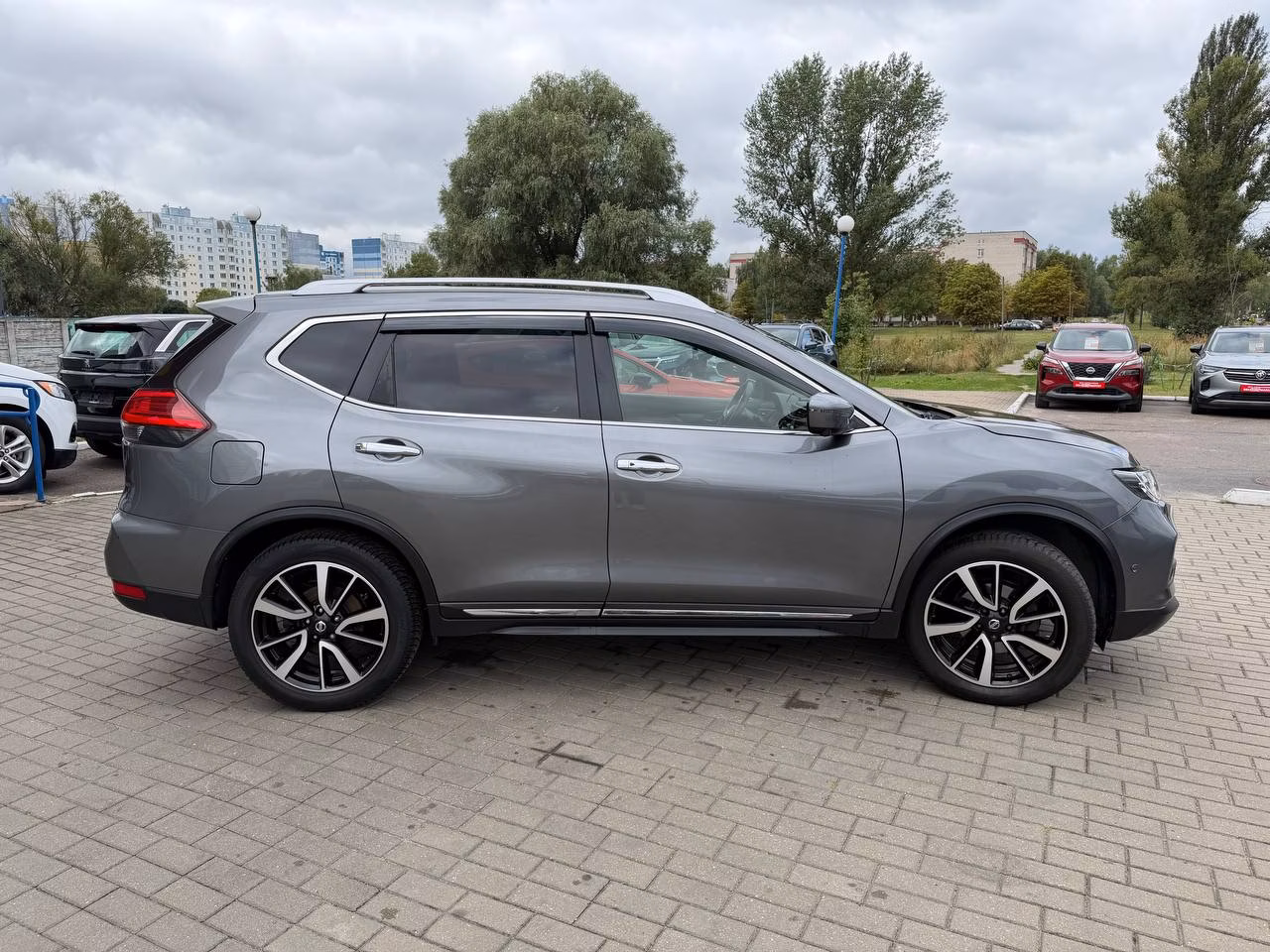 Nissan X-Trail фото 2