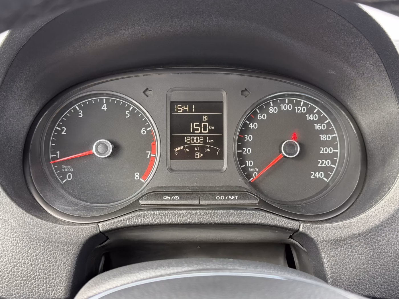 Volkswagen Polo Sedan фото 10