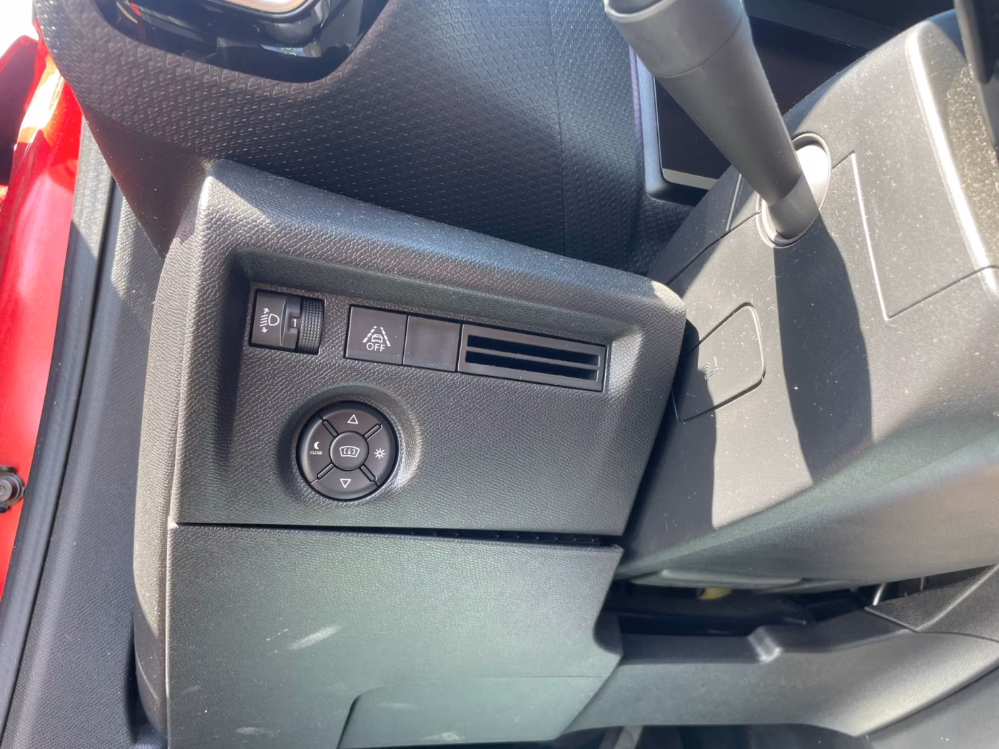 Citroen C4 фото 13