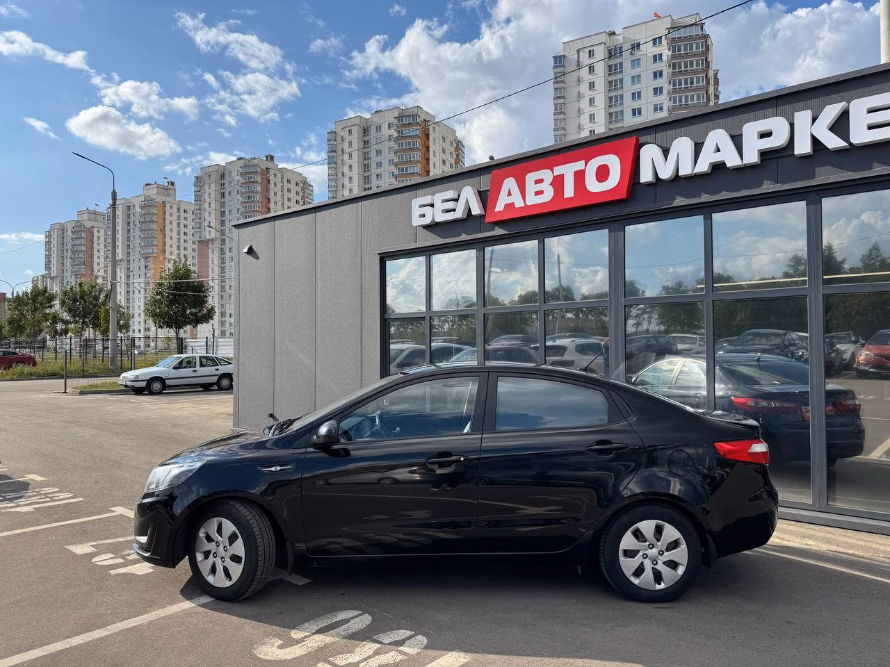 Kia Rio фото 8