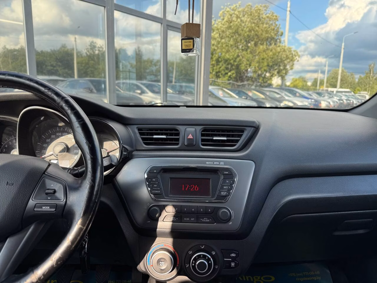 Kia Rio фото 12
