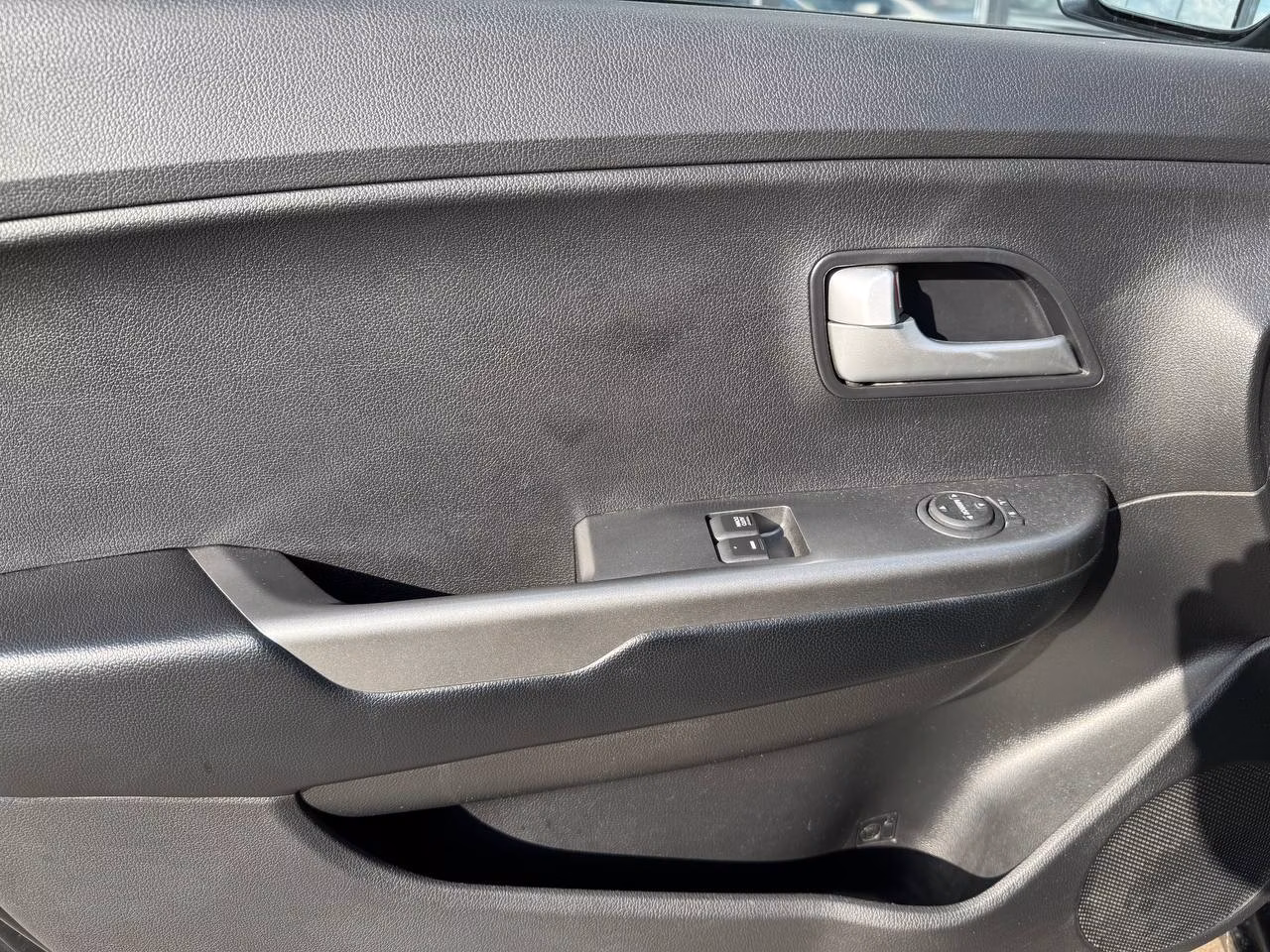 Kia Rio фото 16