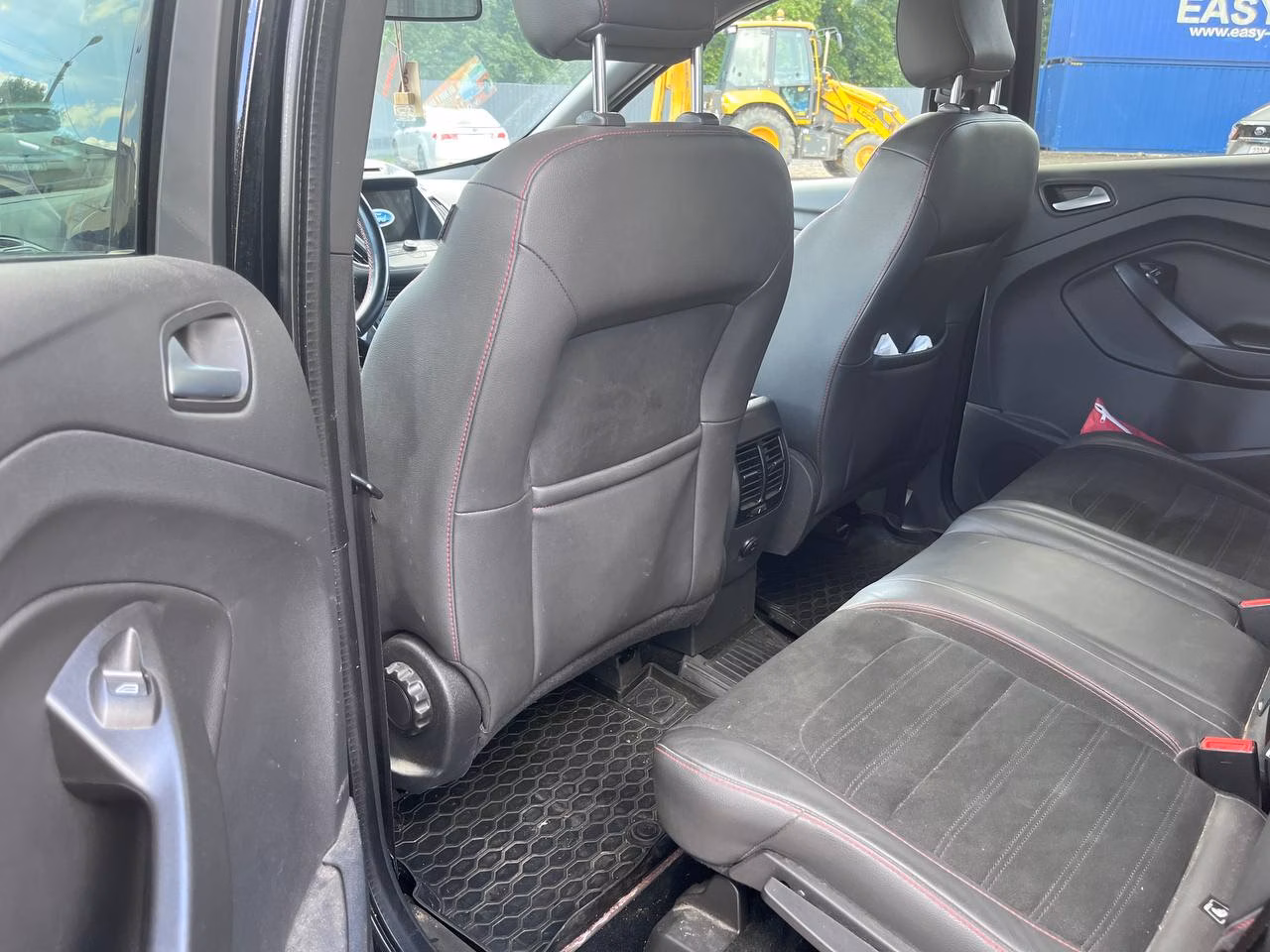 Ford Kuga фото 10