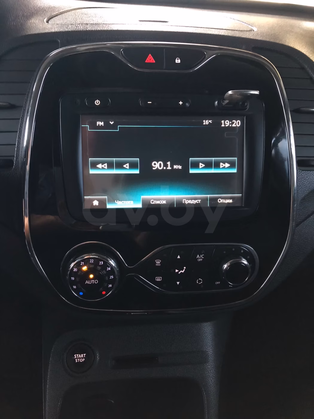 Renault Kaptur фото 7